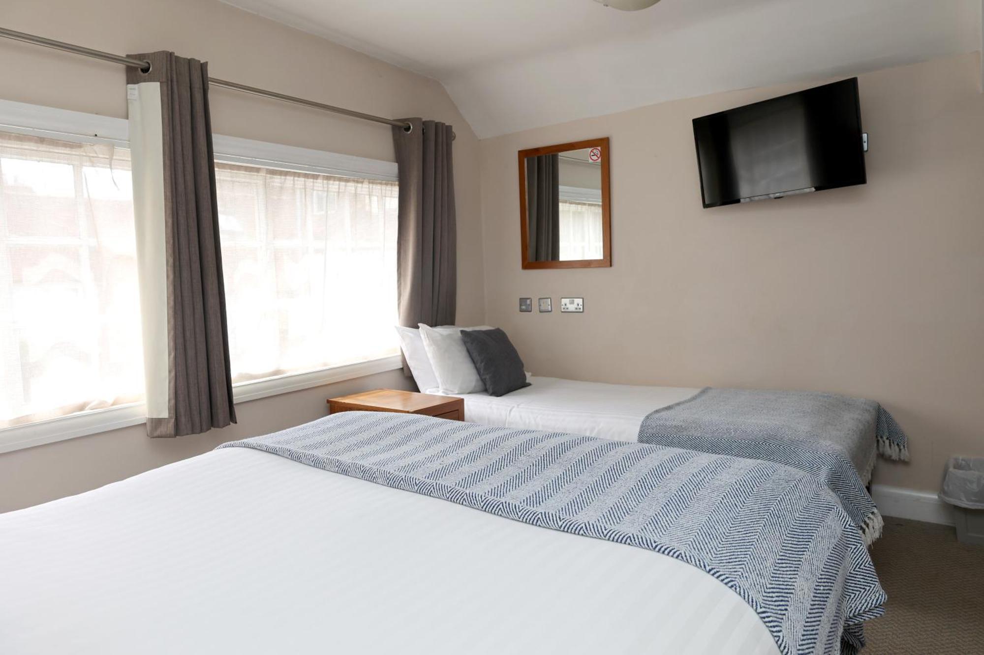 Hotel The Olde Kings Arms Hemel Hempstead Zewnętrze zdjęcie